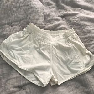 Lulu Lemon White Hotty Hot Shorts